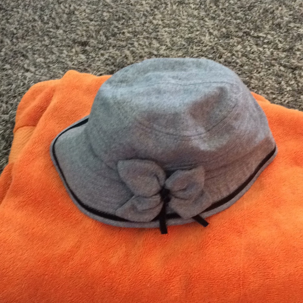Grey hat - Picture 2 of 2